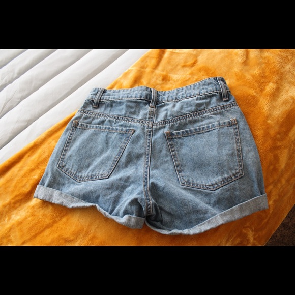 High Waisted Shorts - Picture 2 of 2